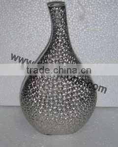 Metal Vase, Flower Vases, Vases in Cast Aluminium in U Shape thumbnail-6