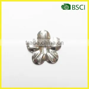 YS15B054 Flower Cast Iron Decorative Items Metal Part for Home and Garden thumbnail-1
