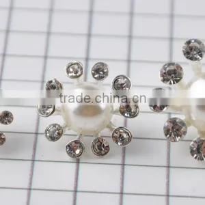 Keering Open Mold Glass Pearl Crystal Rhinestone Shank Button for Wedding Invitation thumbnail-4
