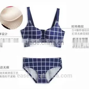 2017 Hot Sale Comfortable Lace Erotic Lingerie Sexy Bustier Bra Set thumbnail-2