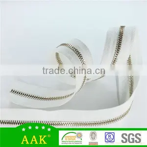 Excellent Quality Shiny Gold Garment Metal Zipper Rolls in 3#5#10#15# thumbnail-2
