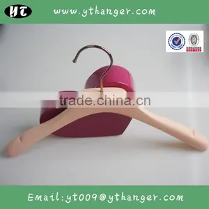 HA7058 Wooden Hanger With Rubber Coated Coat Dress Hanger Supplier's Choice thumbnail-1