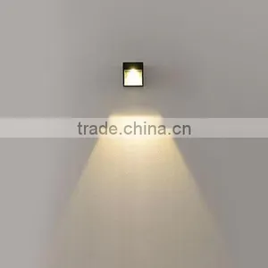 High Power Outdoor Round LED Wall Lamp thumbnail-4