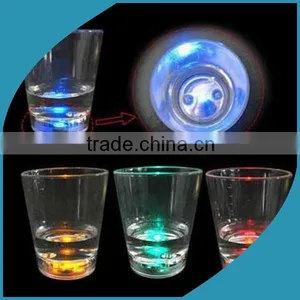 LED Martini Plastic With Lights for Christmas Bar Party Liquid Wine Active Led Cup Light up Wine Plastic thumbnail-1