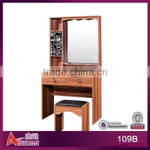 109/109B Modern Furniture Dresser With Mirror thumbnail-2