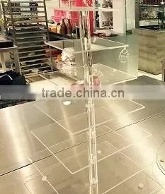 Latest Best Selling Acrylic Cake Stands thumbnail-1