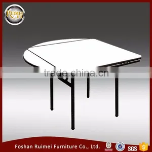 Good Quality Heavy Duty Folding Dining Room Expandable Round Extending Dining Table thumbnail-1