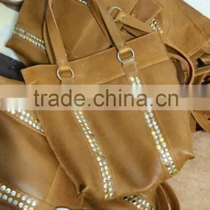 Real Leather Woman Shoulder Bag With Rivets thumbnail-1