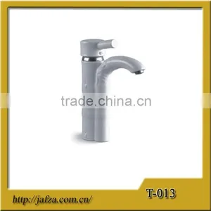 T-013 Ceramic Basin Faucet thumbnail-1