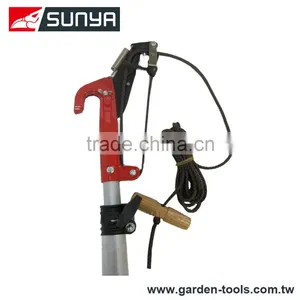 Telescopic Tree Pole Pruner thumbnail-1