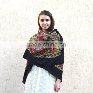 Vintage Ukrainian Shawl,Russian Shawl, Wool Shawl, Tablecloth, Floral Shawl , Floral Scarf, thumbnail-4