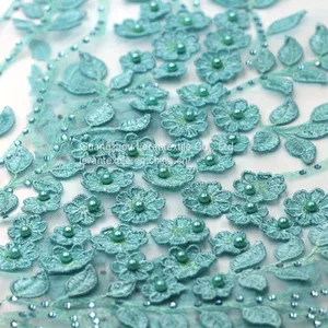 China Manufacturer Elegent Doilies Lace Fabric for Girl for Dress thumbnail-2