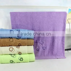 Manufacturer of 14S 100% Cotton Honeycomb Jacquard Bath Towels Special in Super Market 70x140cm 400g thumbnail-4