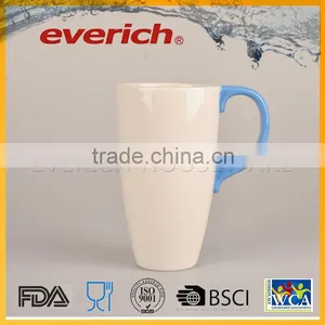 Reusable White Plain Ceramic Mug With Lid thumbnail-1