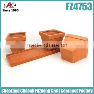 Small and Rectangular Clay Planter With Saucer thumbnail-1