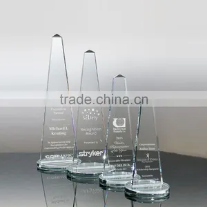 China Wholesale Crystal Glass Pegoda Shape Trophy With Stand for Employee Award thumbnail-1
