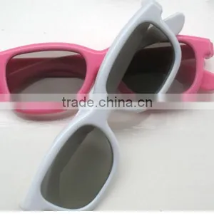 3D Glasses thumbnail-4