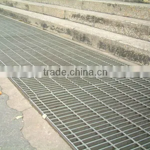 Steel Grating Ditch Cover thumbnail-1