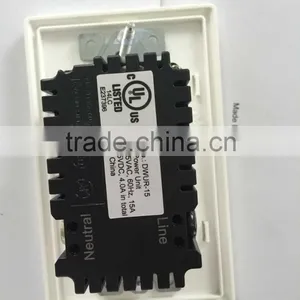 IN WALL USB Charger 2.1A 5VDC With 15A Tamper Resistant OUTLETW/ WALLPLATE thumbnail-2