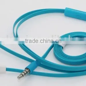 Newest Design Earphone and Mic Earphone thumbnail-1