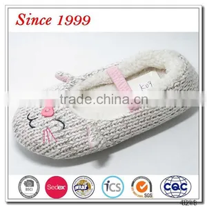 New Design Oem Brand Snug Bedroom Suede Fabric Children Indoor Fancy Slippers thumbnail-1
