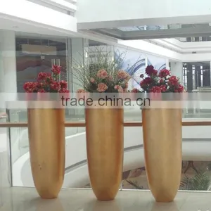 Giant Round Modern Planter thumbnail-1