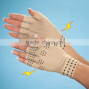Magnetic Therapy Gloves thumbnail-1