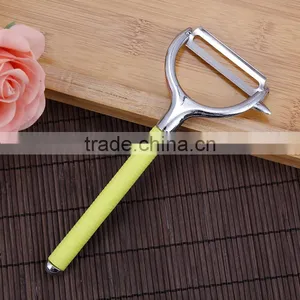 Best Quality PP Handle Zinc Blade Multifunctional Multifunctional Fruit and Vegetables Peeler thumbnail-2