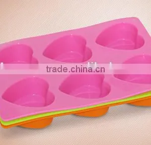 High Quality Heart Shaped Silicone Heart 6 Cups Cake Mould thumbnail-2