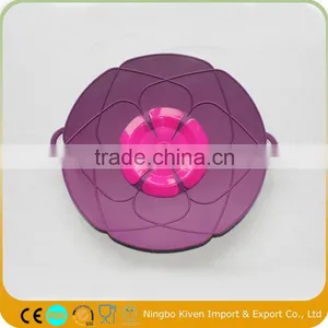Silicone Spill Stop Lid thumbnail-1