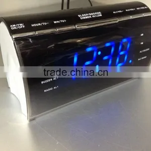 Deluxe Design Blue LED AM FM PLL Alarm Clock Radio thumbnail-4