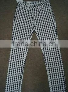 Printed Summer Pants for Ladies thumbnail-1