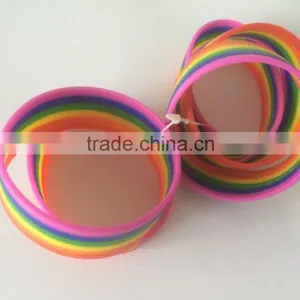 Wholesale Fashion Gifts 1/2 Inch Silicone Tricolors Stripe Colors 6 Layers Rainbow Gay Pride Flag Bracelet thumbnail-1