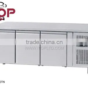 Air-cooled Type 3doors Refrigerated Pizza Worktable thumbnail-2