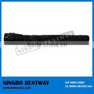 Magnet Pickup Tool/LED Flashlight thumbnail-1