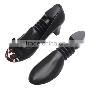 High Quality Plastic Man Shoe Tree thumbnail-2