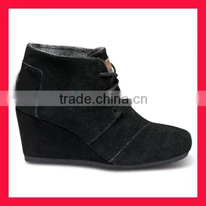 Wholesale Winter Boots Desert Wedge Women High Heel Shoes thumbnail-3