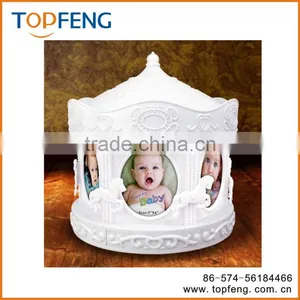 Revolving Photo Frame thumbnail-1