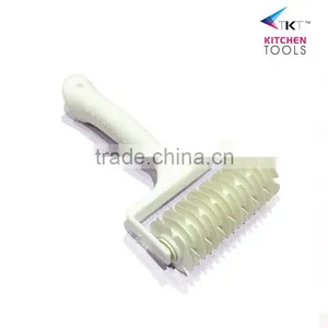 Plastic Brushes Bread Cookies Cutter Baking Dough Roller Kitchen Craft Tool,rolling Pin,Plastic Rolling Pin thumbnail-1