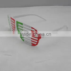 Plastic Shutters Flag Glasses thumbnail-4