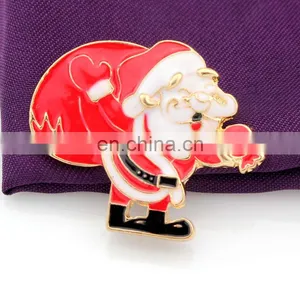 Latest Design Enamel Metal Santa Claus Holding Noel Banner Holiday Christmas Brooch Pin, Women's Retro Xmas Fashion Gift thumbnail-1