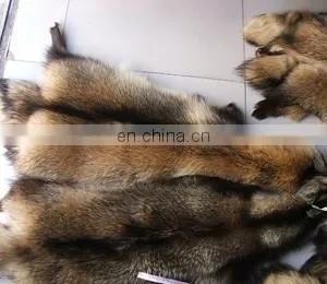 Factory Wholesale High Quality Cheap Price Raccoon Skins Raccoon Trimming thumbnail-3