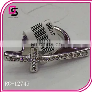 Fashion Alloy Cross Ring With Rhinestone thumbnail-1