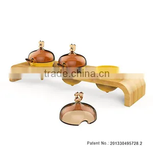 Silicone Squirrel and Pinecone Design Silicone Cruet Set thumbnail-1