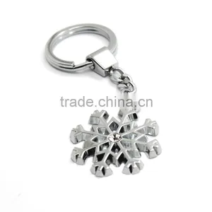Custom Metal Silver Tone Snowflake Keychain for Christmas Promotional Gift thumbnail-2