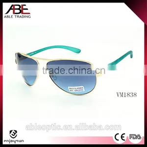 2016 Women Color Classic Vogue Uv400 Lens Polarized Glasses Metal Sunglasses Eyewear OEM thumbnail-3