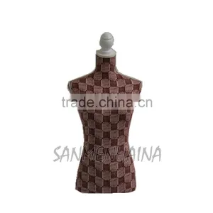 Red Square Printing Elastic Fabric Female Mannequin thumbnail-1