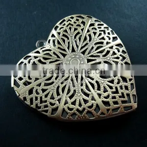57mm Big Filigree Heart Shape Vintage Style Antiqued Bronze Flower Photo Locket DIY Pendant Charm Jewelry Supplies 1131049 thumbnail-1