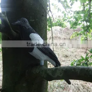 Full Body Flocked Magpie Decoy With Stake thumbnail-6