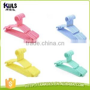26.5CM Solid Plastic Children's Clothes Rack Wholesale Clothes-horse Trousers Rack Antiskid thumbnail-3